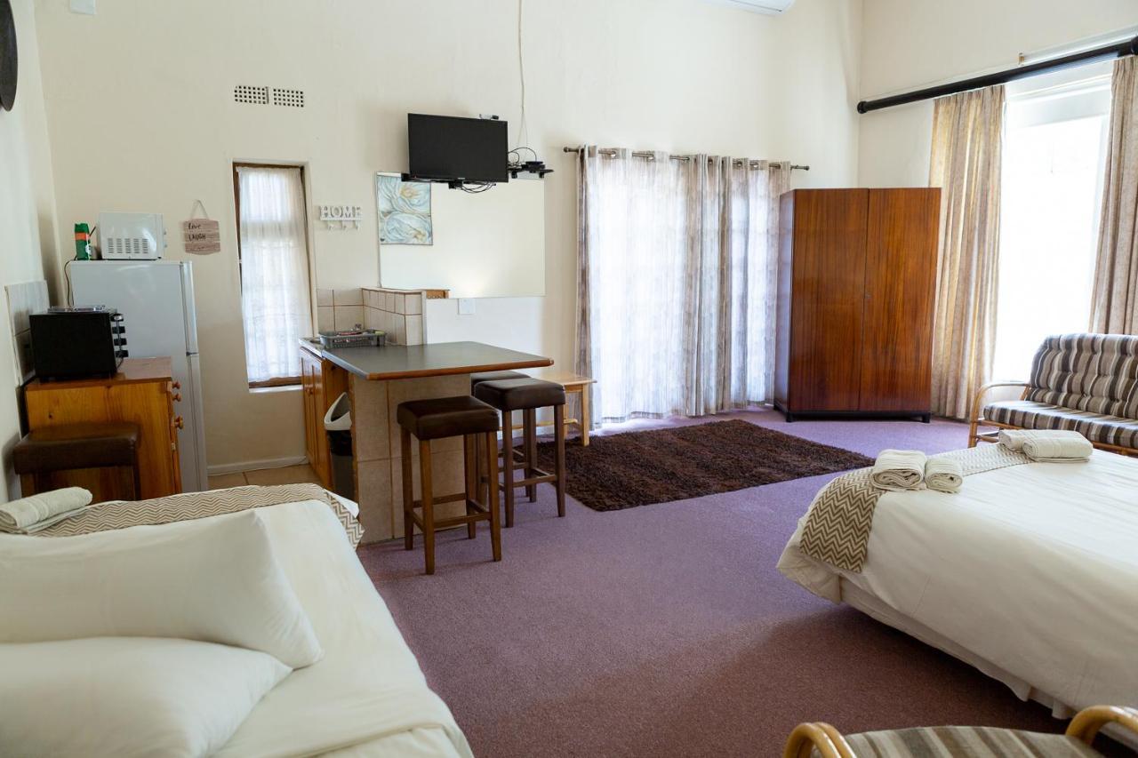 Profcon Resort Graaff-Reinet Exteriör bild